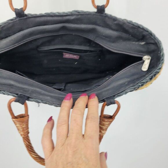 Elliott Lucca Black Basket Woven Leather Shoulder Bag Dual Handles Zip Closer - Picture 9 of 12